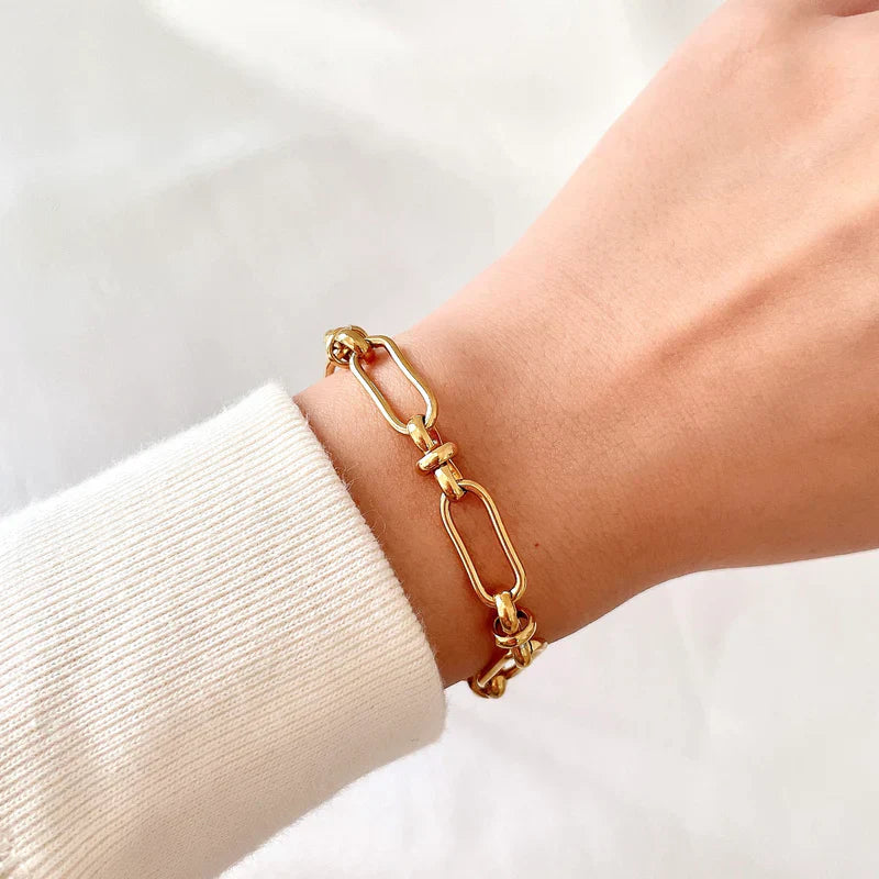 Golden Knot Chain Bracelet