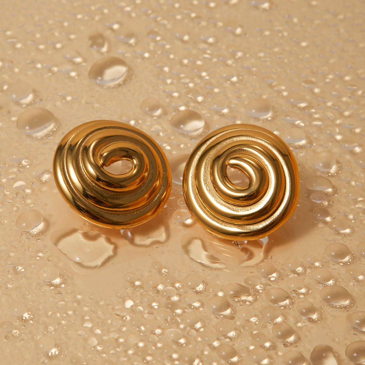 Luxe Spiral Gold Round Earrings