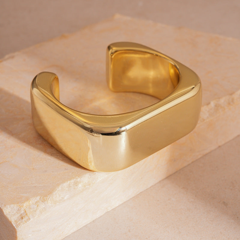 Sculpted Square Cuff Bracelet – Bold Minimalist Statement