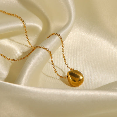 Selene Pearl Pendant Necklace